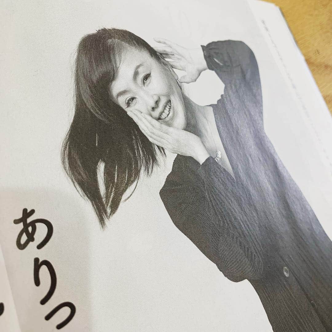 松田美由紀さんのインスタグラム写真 - (松田美由紀Instagram)「婦人公論インタビュー掲載してます。みてね！💗」3月29日 18時21分 - matsudamiyuki
