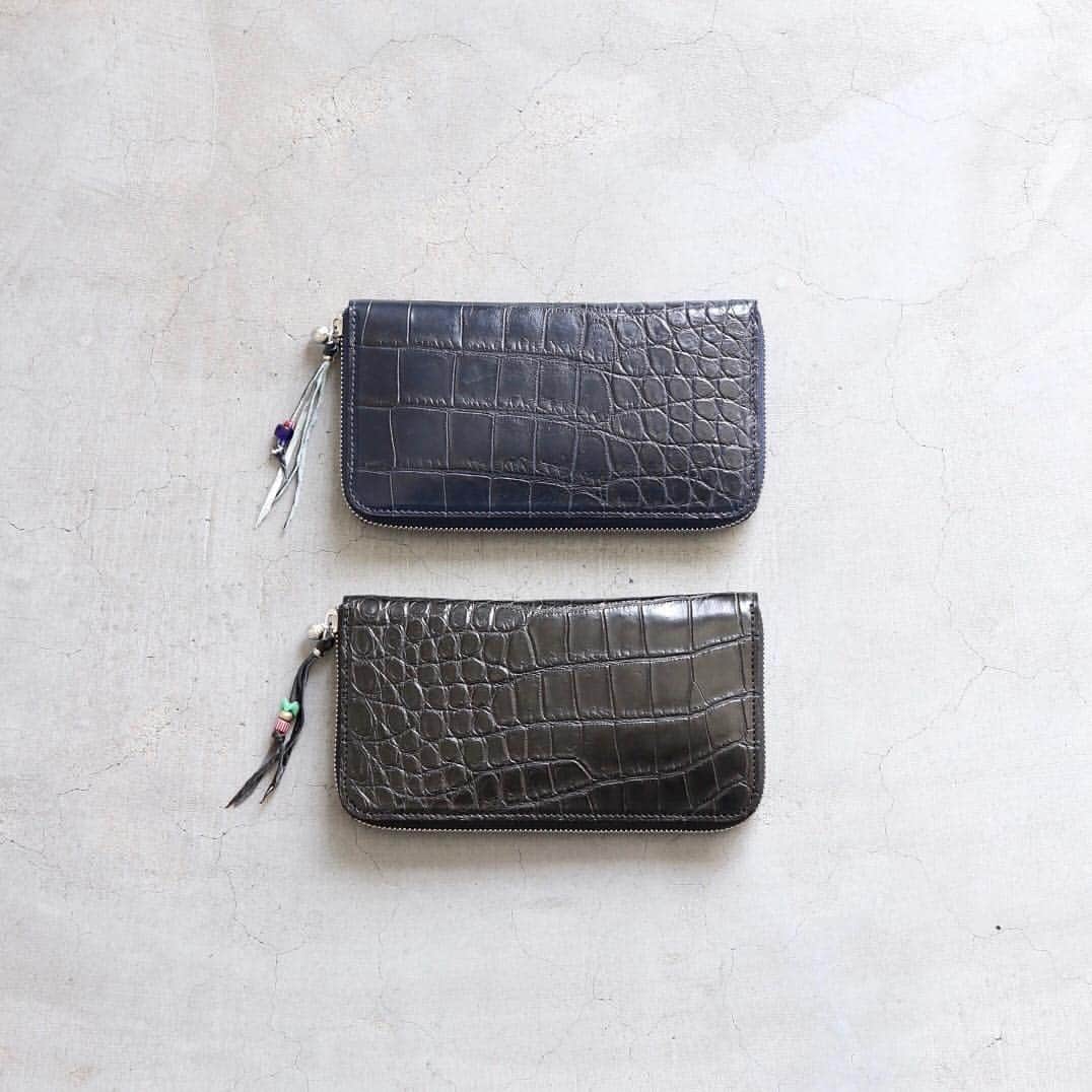 wonder_mountain_irieさんのインスタグラム写真 - (wonder_mountain_irieInstagram)「_ ［season keyitem］ 人気のエキゾチックレザー"Wallet"に新色登場です。 ぜひ、ご覧下さい。 _ 〈online store / @digital_mountain〉 http://www.digital-mountain.net/shopbrand/m_wallets/ _ 【オンラインストア#DigitalMountain へのご注文】 *24時間受付 *15時までのご注文で即日発送 *1万円以上ご購入で送料無料 tel：084-973-8204 _ We can send your order overseas. Accepted payment method is by PayPal or credit card only. (AMEX is not accepted)  Ordering procedure details can be found here. >>http://www.digital-mountain.net/html/page56.html _ 本店：#WonderMountain  blog>> http://wm.digital-mountain.info _ #irose #BRUNABOINNE #henderscheme  #visvim  #DIGAWEL _ 〒720-0044  広島県福山市笠岡町4-18 JR 「#福山駅」より徒歩10分 (12:00 - 19:00 水曜定休) #ワンダーマウンテン #japan #hiroshima #福山 #福山市 #尾道 #倉敷 #鞆の浦 近く _ 系列店：@hacbywondermountain _」3月29日 18時31分 - wonder_mountain_