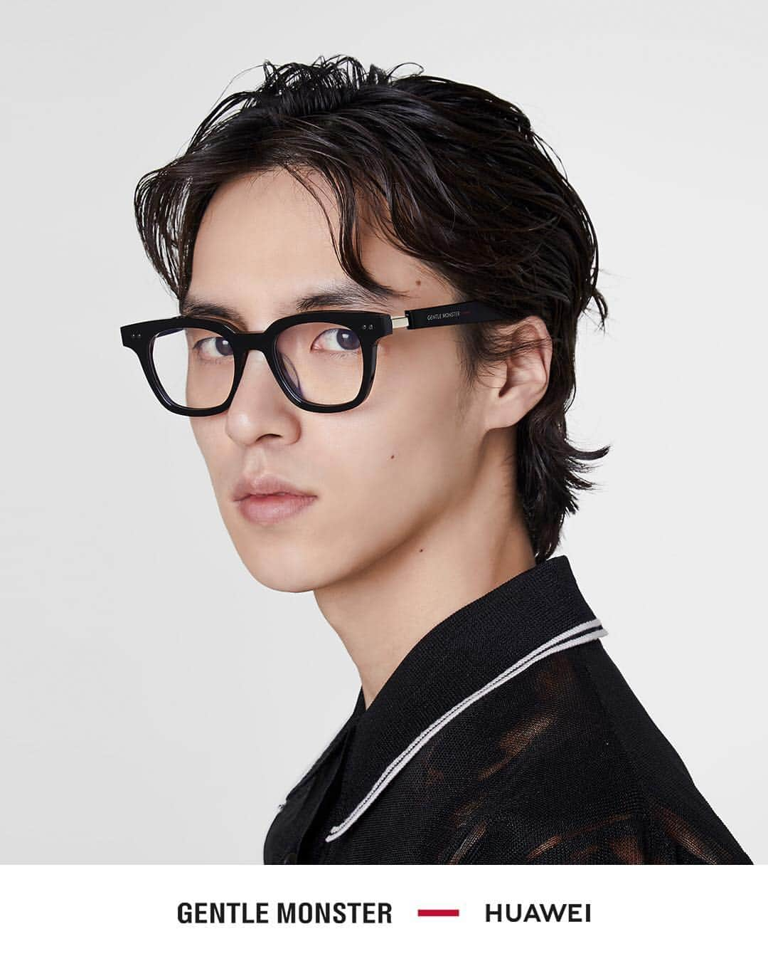 GENTLE MONSTERさんのインスタグラム写真 - (GENTLE MONSTERInstagram)「[EYEWEAR SMART] “We have promised to create smart eyewear that will enhance one’s beauty.” “우리는 사람들을 더 아름답고 멋있게 만들어주는 스마트 아이웨어를 만들기로 약속했습니다.” Hankook Kim, CEO of GENTLE MONSTER ⠀⠀⠀⠀⠀⠀⠀⠀⠀⠀⠀⠀ Gentle Monster x HUAWEI ⠀⠀⠀⠀⠀⠀⠀⠀⠀⠀⠀⠀ #GentleMonsterxHUAWEI #EyewearSmart」3月29日 19時08分 - gentlemonster