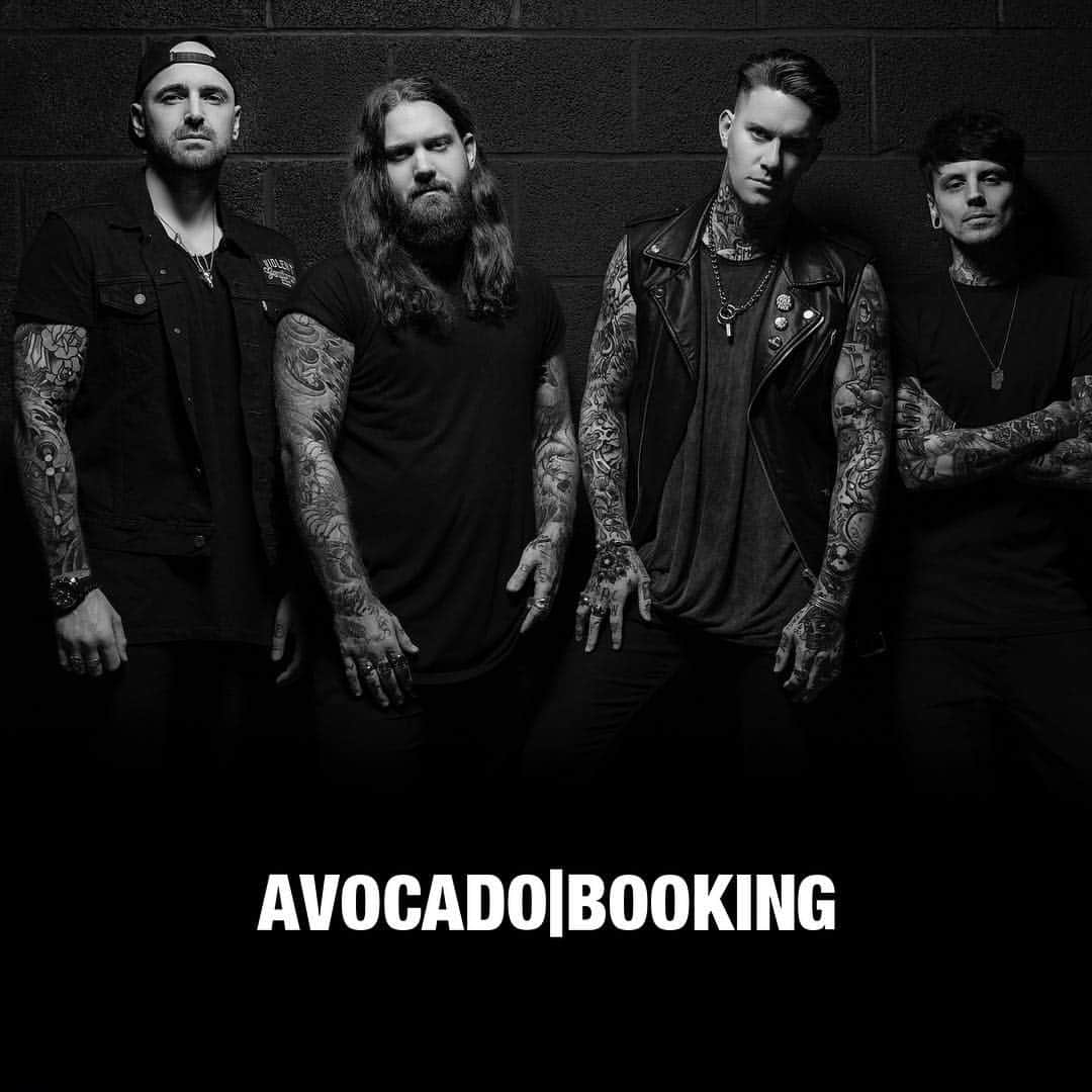 グラマー・オブ・ザ・キルのインスタグラム：「We are happy to announce we are now part of the amazing @avocadobooking family! We will see you on the road in 2019 🤘」