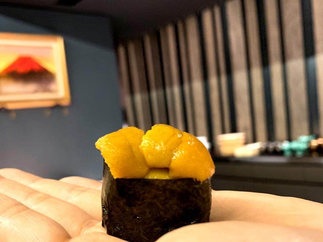 住谷杏奈さんのインスタグラム写真 - (住谷杏奈Instagram)「🍣🍣🍣🍣🍣 ･ ･ 2枚目のがおかわりしまくったチーズ豆腐ー🙄」3月29日 20時16分 - annasumitani