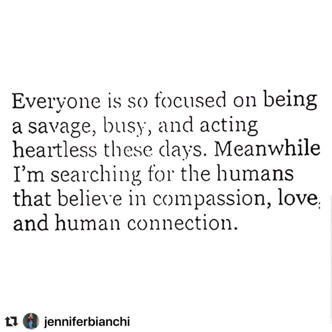 クラウディア・ジョーダンさんのインスタグラム写真 - (クラウディア・ジョーダンInstagram)「This goes out to all the people posturing out there pretending to not give AF. Pretending they’re happy being alone, pretending they don’t have a heart and are just about getting their coins and other goofy materialistic “things.” Meanwhile they can’t sleep at night when those likes slow down and it gets real quiet and they’re left with only their  thoughts and selfie videos. Life is so much more fulfilling when the fronting stops and you give yourself permission to FEEL and to LOVE but most importantly to allow yourself to be brave enough to ACT upon that love. So I ask you fine people of the Gramiverse- are you living your truth? Or are you just attempting to manipulate others with this fake representative that you’re sending out daily? It’s a lot scarier, braver and admirable when you take the tougher (yet realer) route. You’re welcome. 🙌🏾 #MaskOffPeople」3月30日 6時20分 - claudiajordan