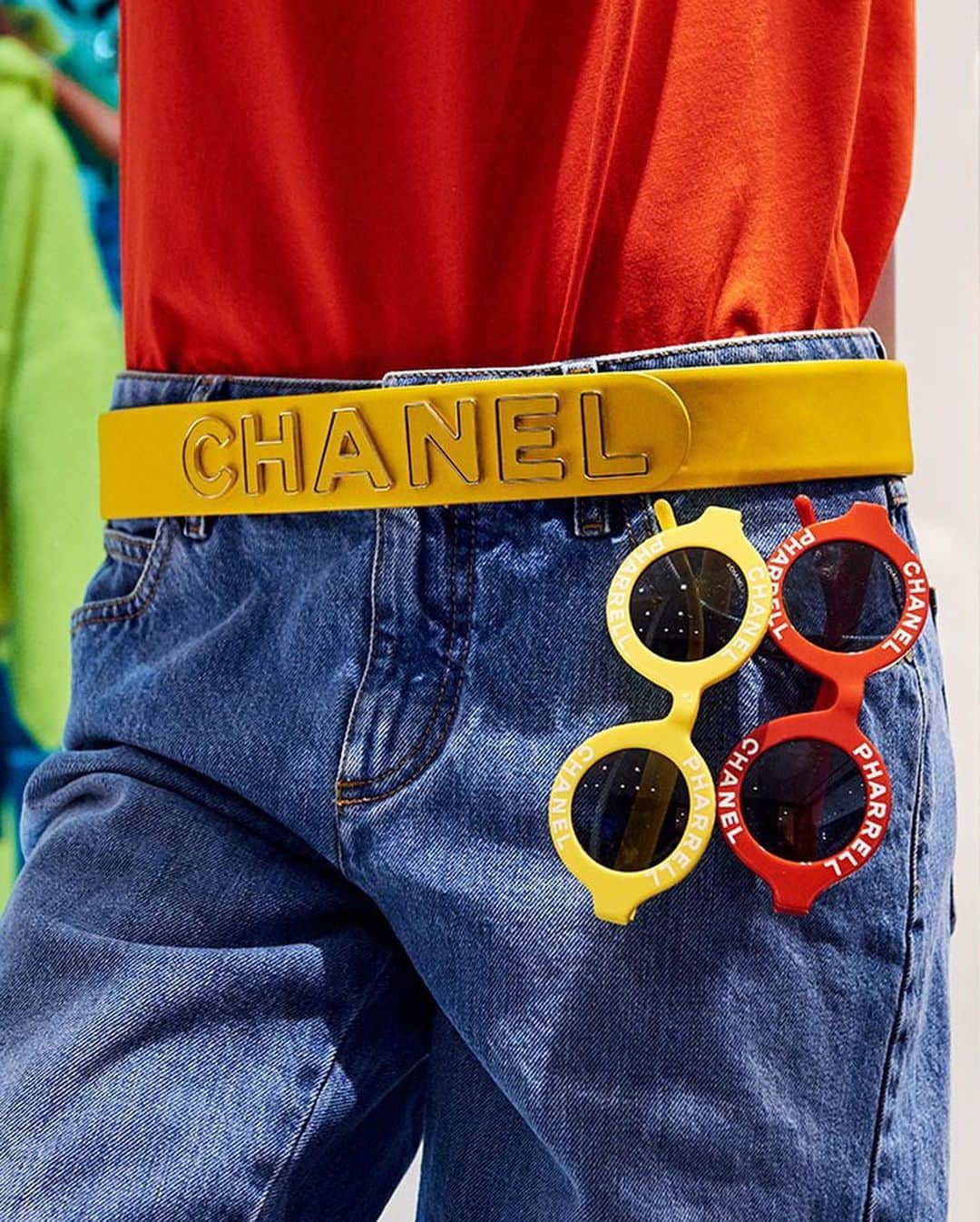 HYPEBEASTさんのインスタグラム写真 - (HYPEBEASTInstagram)「@hypebeaststyle: Our @hypebeastkr team got a closer look at the upcoming @pharrell x @chanelofficial collection during yesterday’s launch event in Seoul, Korea. Swipe for a look at some of the items releasing at Chanel stores on April 4. Photos: @hypebeastkr」3月30日 6時24分 - hypebeast