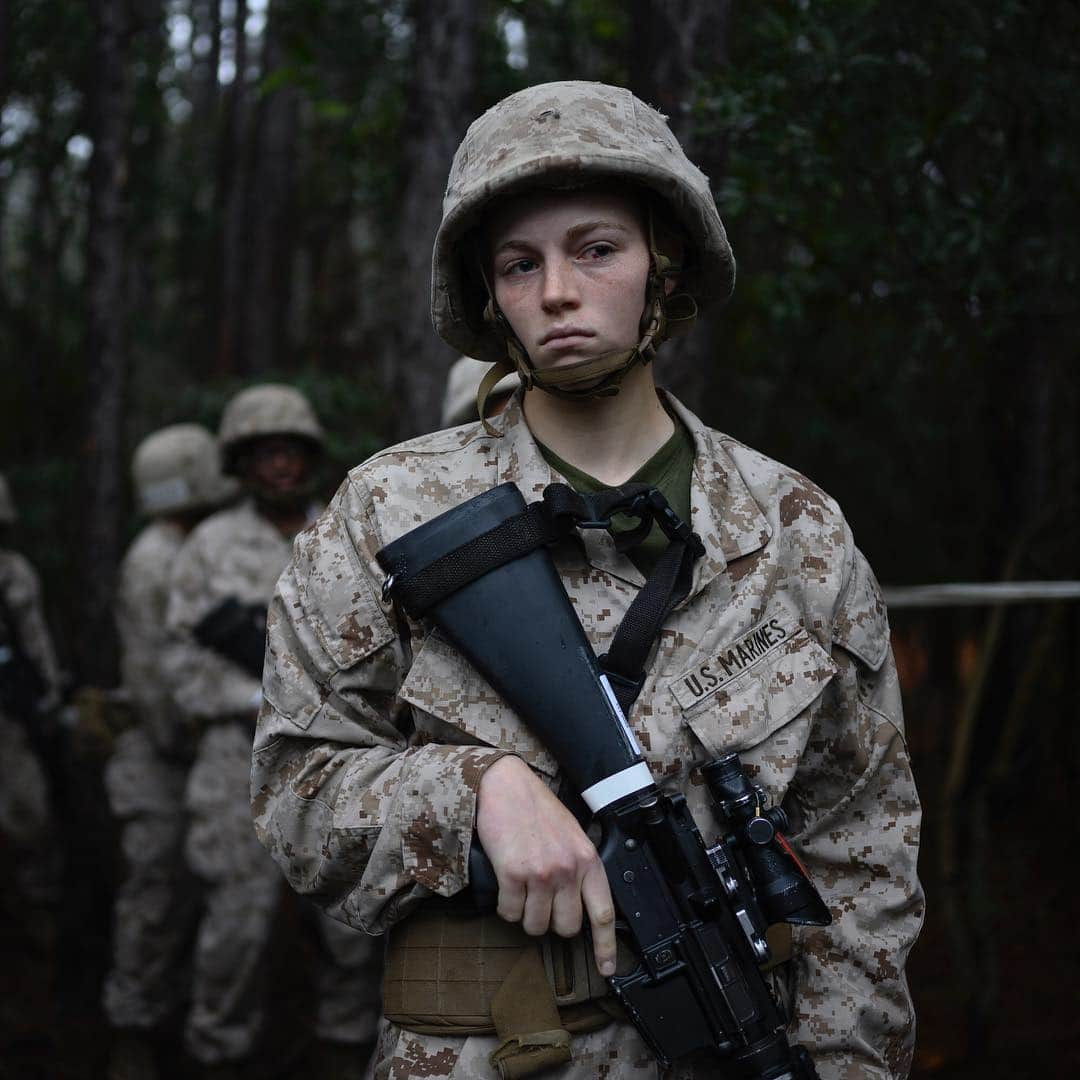 ニューヨーク・タイムズさんのインスタグラム写真 - (ニューヨーク・タイムズInstagram)「Welcome to the only place in the U.S. where women become Marines: Marine Corps Recruit Depot Parris Island, South Carolina. @lynseyaddario followed a handful of women here and photographed their journey through basic training. Today, women make up 8% of the @marines, the lowest percentage of any military branch. At #ParrisIsland, platoons are segregated by gender (excluding the India Company battalion), though men and women partake in some activities together, such as classroom courses. Women’s training, said Lt. Col. Misty Posey, is identical to the men’s — though they are graded differently on the physical fitness test. Visit the link in our profile to see more photos and read more about #Marine training.」3月30日 6時40分 - nytimes