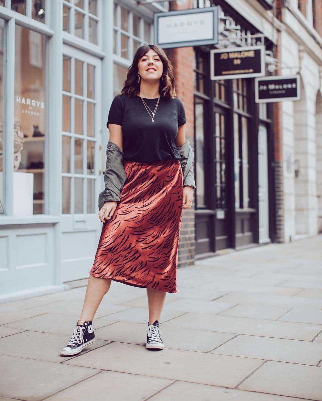 Nextさんのインスタグラム写真 - (NextInstagram)「🆕 THE SATIN SKIRT! Have you got yours? Super affordable and seriously versatile, this is one easy-to-wear piece your wardrobe might be missing... 📷 @frockmeimfamous @imlaurenblack @charlottebuttrick. *Majority of outfits bloggers' own. 🔍 562154, 929665 & 301542. #satinskirt #satin #trend #trending #blogger #fblogger #fashion #style #womenswear #nextwomen #womensfashion #womenstyle #outfit #outfitinspo」3月30日 6時46分 - nextofficial