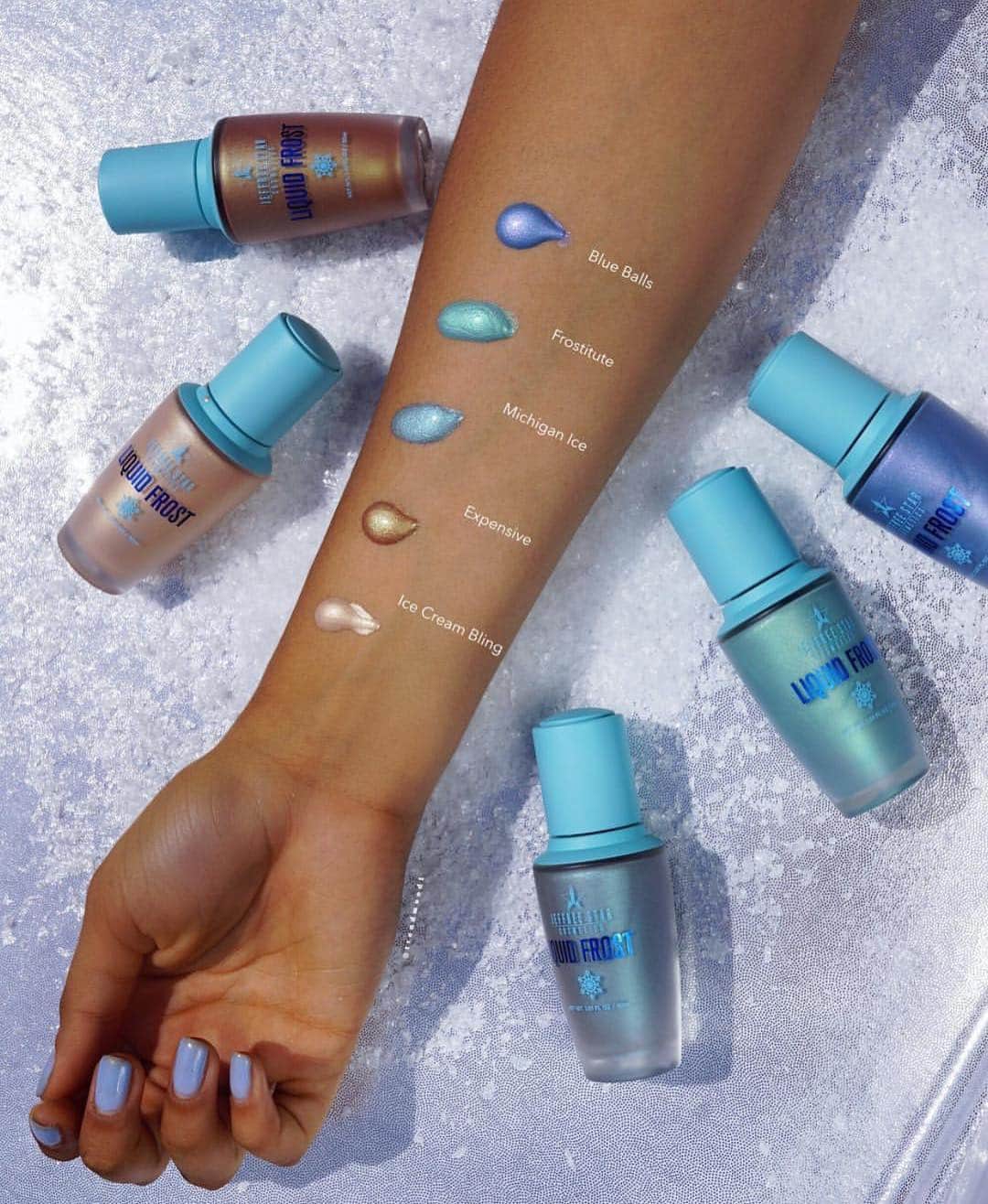 Jeffree Star Cosmeticsさんのインスタグラム写真 - (Jeffree Star CosmeticsInstagram)「Dripping in blinding icy hues of golds and blues ❄️ Shop all 5 new limited edition #LiquidFrost’s! Link in our bio!  Swatches by: @trendmood1  #jeffreestarcosmetics #blueblood #bluebloodpalette」3月30日 7時10分 - jeffreestarcosmetics