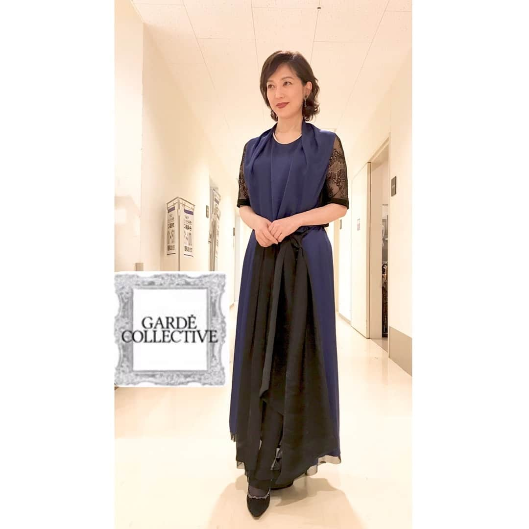 若村麻由美さんのインスタグラム写真 - (若村麻由美Instagram)「❣️お気に入り dress＆jewelry  @gardecollective_atelier_a  @gardecollective_daikanyama  2019『ワルツ〜カミーユ・クローデルに捧ぐ』にて . . 明日深夜2hの“聴く冒険”はサウンドも楽しみ🤗 📻3月30日(土)24:00～26:00 J-WAVE 30th ANNIVERSARY SPECIAL RADIO DRAMA「-沢木耕太郎「凍」-」 出演：三上博史・田畑智子・長塚圭史・若村麻由美 https://www.j-wave.co.jp/holiday/20190330/ . . #若村麻由美 #mayumiwakamura #dress #jewelry  #gardecollective #JWAVE #30th #radiodrama #ラジオドラマ #ストーリーテラー #沢木耕太郎 #凍 #登山家 #山野井夫妻 #radiko」3月29日 22時23分 - mayumiwakamura_official