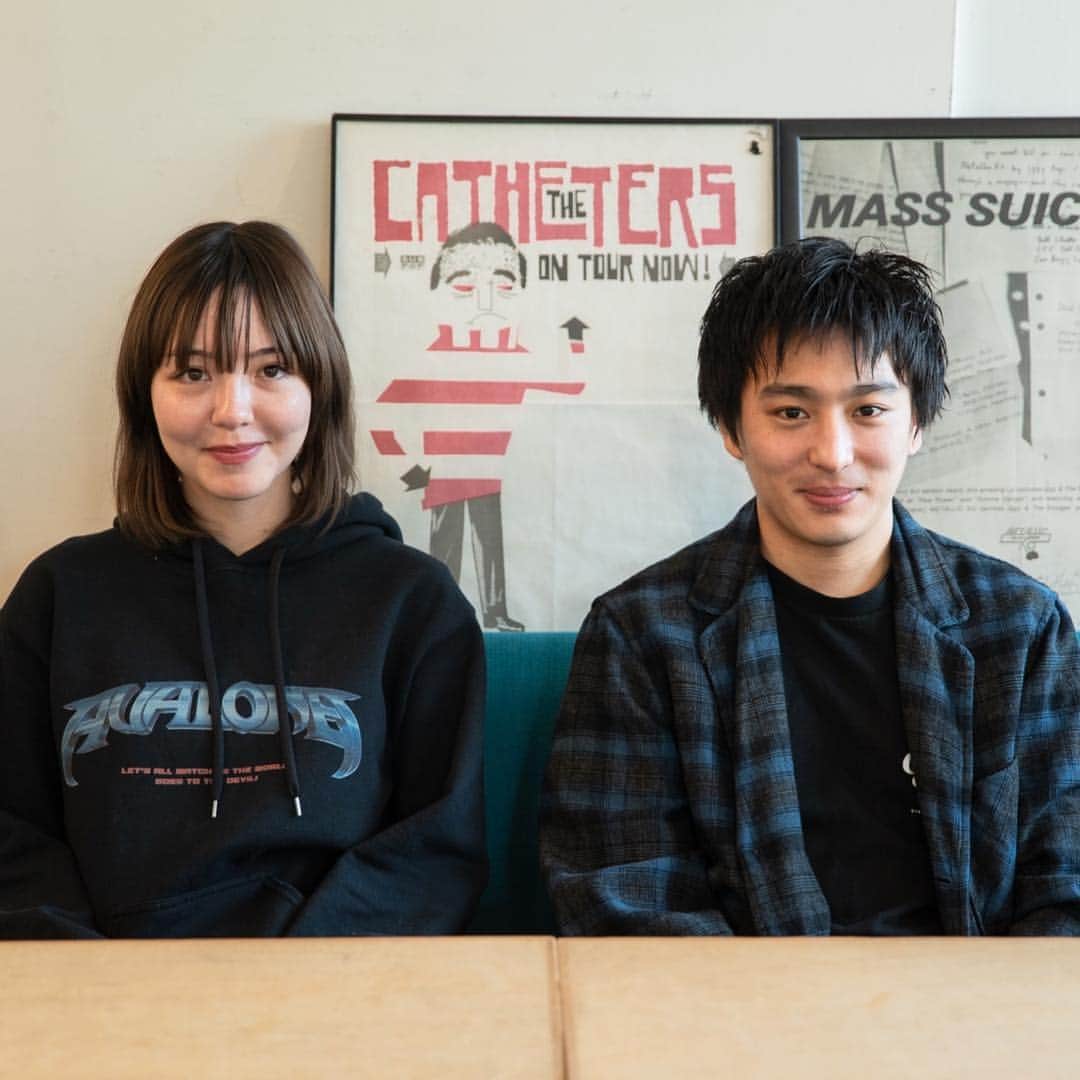 yonigeのインスタグラム：「2 New Album Release LIVE “生と詩とスリーピース” 2019年4月11日(⽊) ⼤阪UMEDA TRAD w/yonige https://www.2band-specialpage.com/#talk-session」