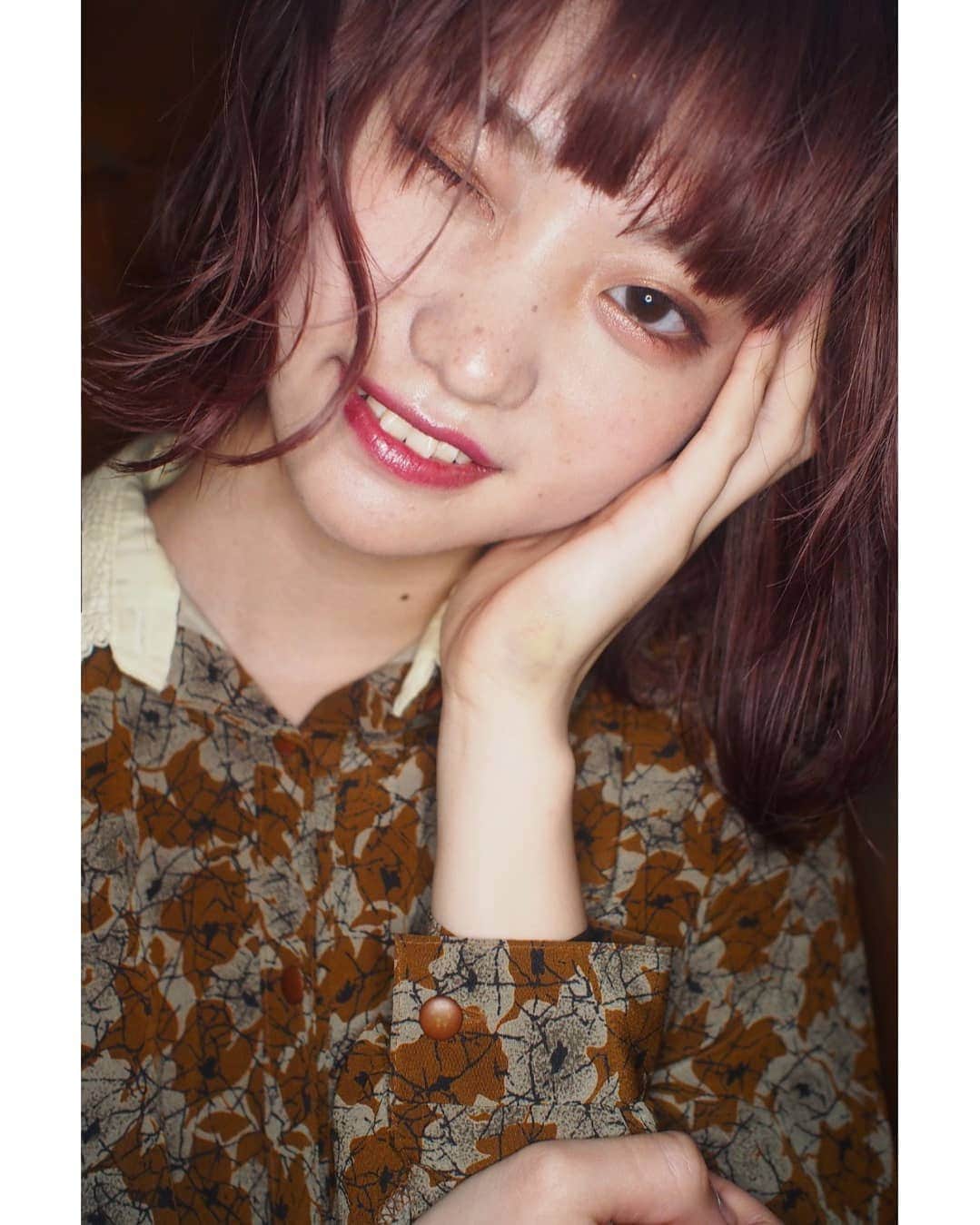 クマモトタツヤさんのインスタグラム写真 - (クマモトタツヤInstagram)「. #福岡のスイッチで髪切る女の子 #kumaID #kumaxSHIORIw  Hair cut-color-styling / KANAMI TAKEISHI (switch) Make up /  HOSHINA YONEMOTO (switch) Guest / SHIORI (switch guest 3rd) Photo / T.KUMAMOTO (switch)  #クマナリ #photobykumamoto」3月29日 22時34分 - tatsuya_kumamoto