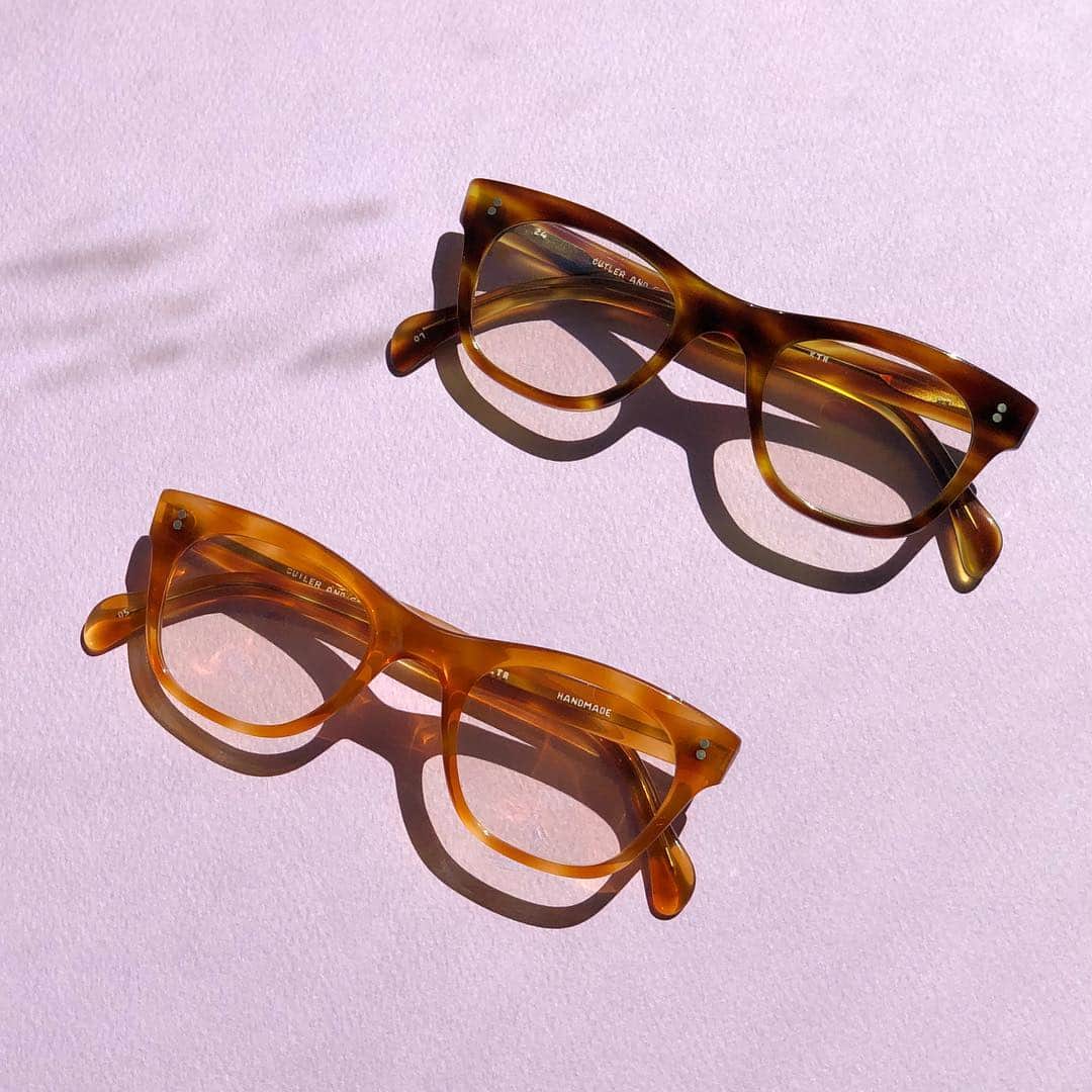 blincvaseさんのインスタグラム写真 - (blincvaseInstagram)「． 80年代に製作されたイギリスの正統派ウェリントン。 現行とは異なる無駄をそぎおとしたシンプルなUKデザインに、カトラーのアーカイブの奥深さを感じます。 （新井 @keito_blinc ) . brand: CUTLER AND GROSS VINTAGE  model: KTR price: ¥48,600- in tax . #cutlerandgross #blincvase」3月29日 22時38分 - blincvase