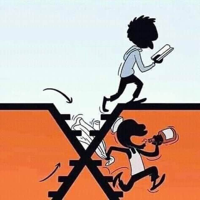 Koleksi Komik Malaysiaさんのインスタグラム写真 - (Koleksi Komik MalaysiaInstagram)「Tag member korang. Follow @koleksikomikmalaysia @twitterdotmy_my  Jangan lihat permulaannya tapi lihatlah pengakhirannya.」3月29日 22時48分 - tokkmungg_exclusive