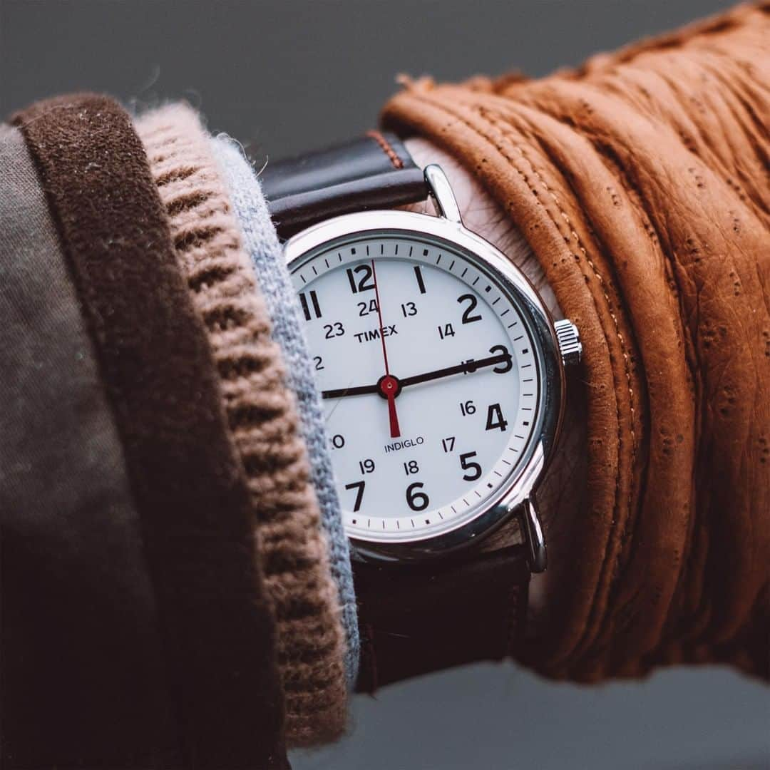 タイメックスさんのインスタグラム写真 - (タイメックスInstagram)「We love how @burzanblog wears our versatile Weekender with a custom strap. #timex 📷: @burzanblog ⌚: Weekender Collection」3月29日 23時00分 - timex