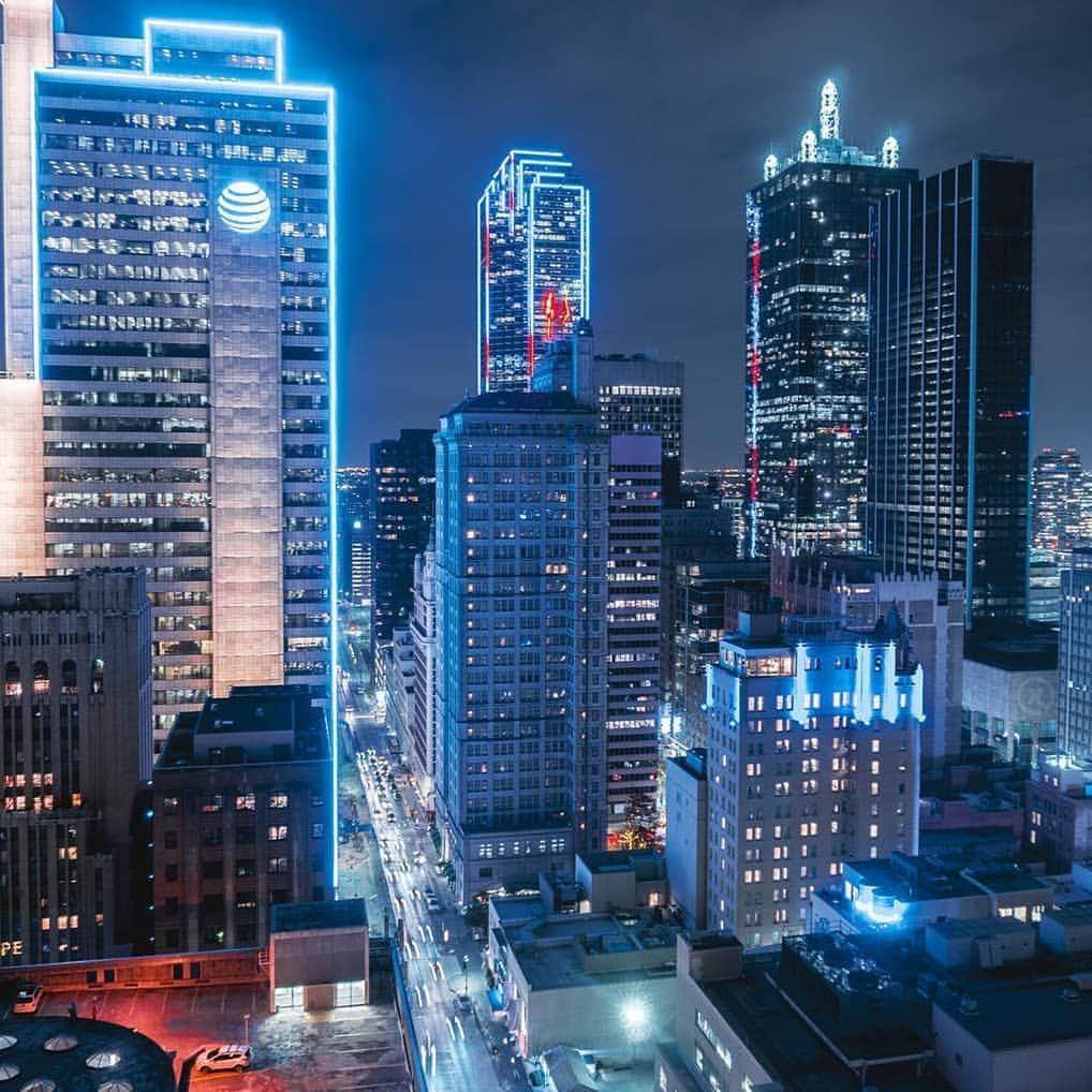 エールフランスさんのインスタグラム写真 - (エールフランスInstagram)「Fly to Dallas, Air France’s 13th destination in the United States, from March 31, 2019 Envolez vous pour Dallas, 13è destination Air France aux Etats Unis à partir du 31 mars 2019 📸 Merci @Xplorng  #airfrance #franceisintheair  #dallas #unitedstates #airfrance #night #travel #city #discover」3月29日 23時02分 - airfrance