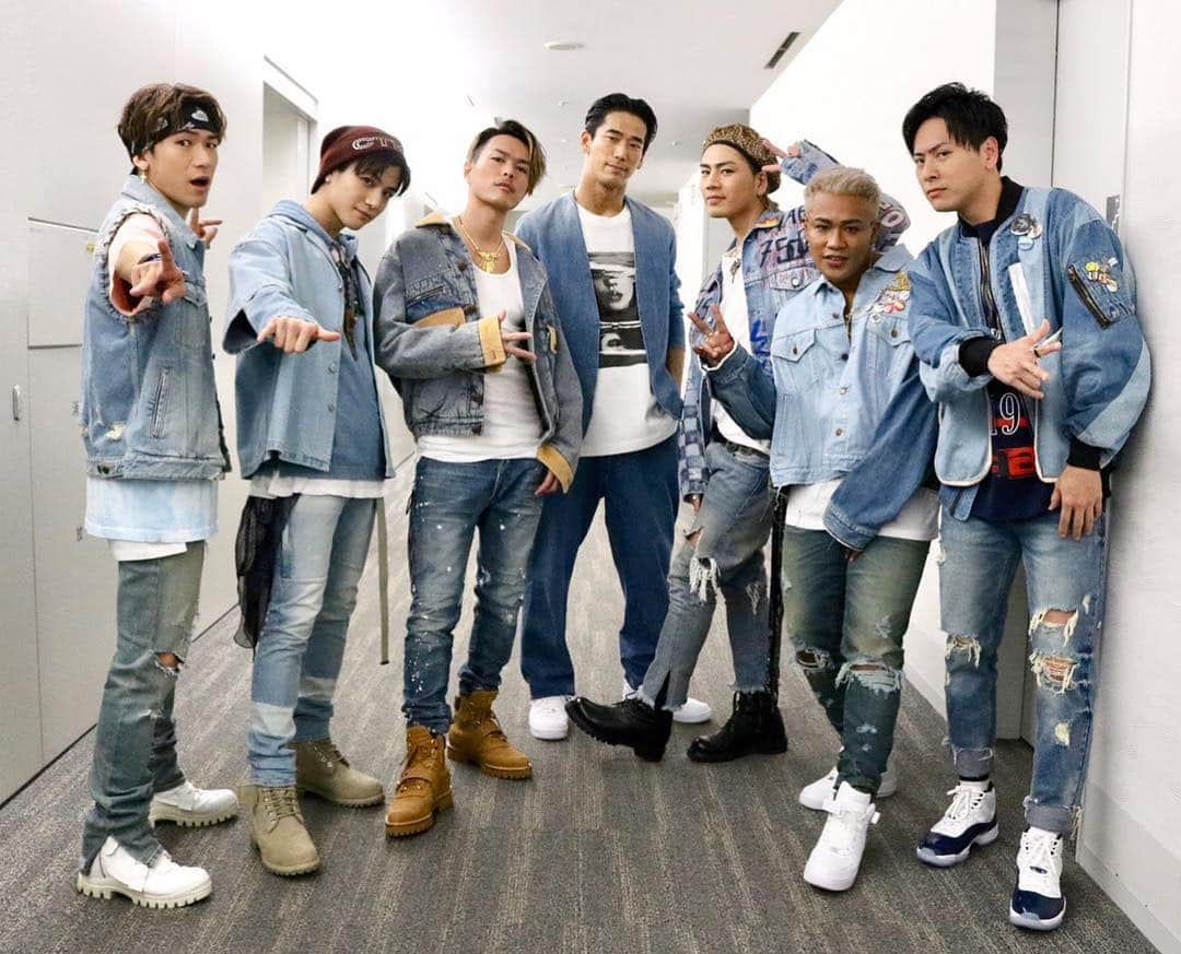 山下健二郎さんのインスタグラム写真 - (山下健二郎Instagram)「Mステありがとうございました✨✨🤘🤘✨✨ かましたぜ！！ やっぱり三代目最高！！ この後のラストANNも聞いてね🙏✨✨ #エムステ #三代目jsoulbrothers  #yesweare」3月29日 23時17分 - 3jsb_kenjiro_official