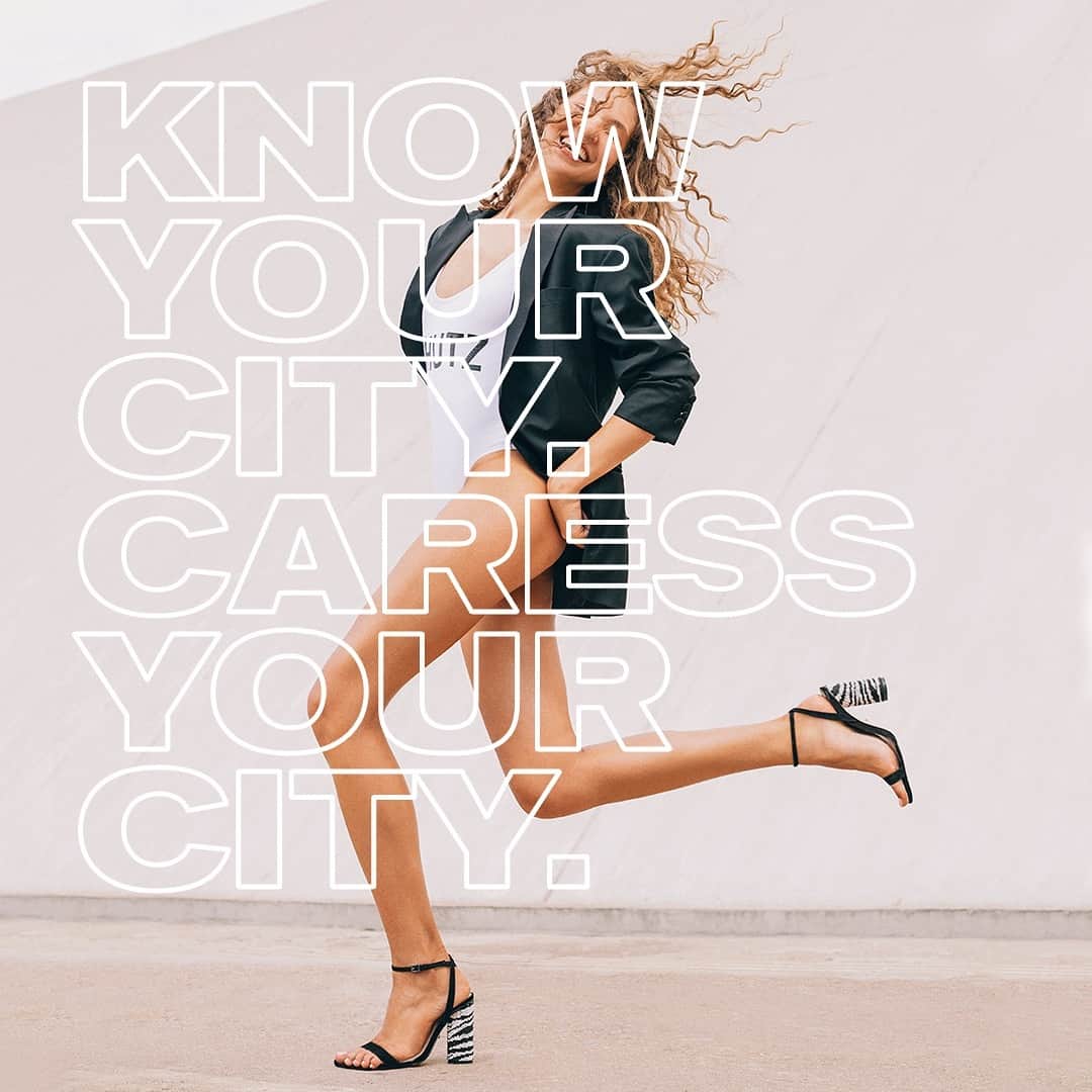 Schutzのインスタグラム：「New in store: black & white mood.  #unlockyourcity #schutzfall」