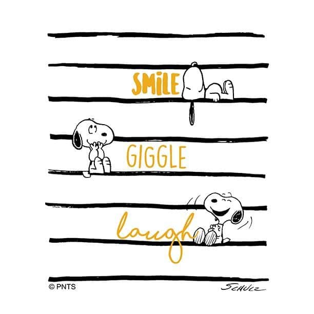 スヌーピーさんのインスタグラム写真 - (スヌーピーInstagram)「Smile. Giggle. Laugh.」3月29日 23時25分 - snoopygrams