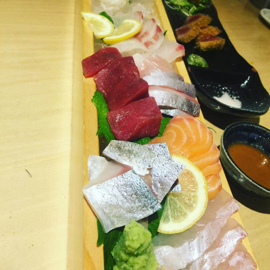 一井悠理さんのインスタグラム写真 - (一井悠理Instagram)「博多は海鮮美味💕」3月29日 23時32分 - yuripoyo.1212