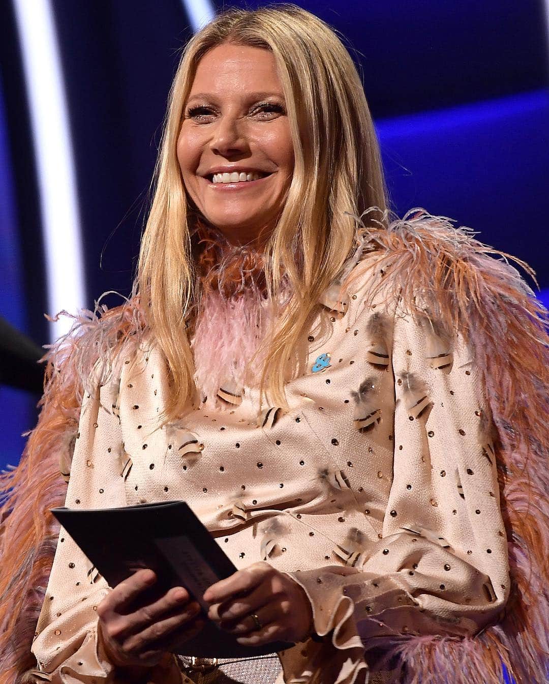 Just Jaredさんのインスタグラム写真 - (Just JaredInstagram)「@gwynethpaltrow in a @peterpilotto outfit hits the stage at the 2019 @glaad Media Awards! #GwynethPaltrow #PeterPilotto #GLAADMediaAwards Photos: Getty」3月29日 23時34分 - justjared