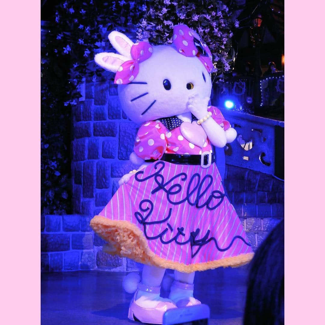 野崎夏帆さんのインスタグラム写真 - (野崎夏帆Instagram)「SANRIO PUROLAND👑﻿ ﻿ ﻿ またいきました☝️﻿ Egg’n’Roll Easter! 見れた❣️﻿ ﻿この二人は憧れるよね…可愛い🤤 ﻿ #sanrio﻿ #sanriopuroland ﻿ #hellokitty ﻿ #kitty ﻿ #deardaniel﻿ #daniel﻿ #eggnrolleaster  #camera #イースターパレード  #ハローキティ﻿ #ディアダニエル﻿ #サンリオピューロランド ＃ピューロアンバサダー﻿﻿ #キティさん #kawaii」3月29日 23時44分 - _kahochinresu