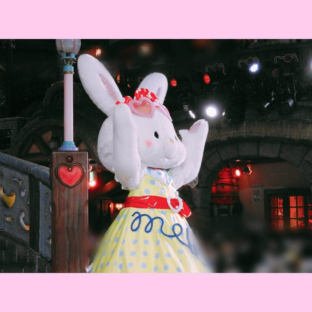 野崎夏帆さんのインスタグラム写真 - (野崎夏帆Instagram)「SANRIO PUROLAND👑﻿ ﻿ ﻿ Egg’n’Roll Easter! ❣️﻿ マイメロのとんとん可愛い🤭﻿ ﻿ ﻿ #sanrio﻿ #sanriopuroland ﻿ #mymelody﻿ #wishmemell﻿ #cinnamonroll﻿ #eggnrolleaster﻿ #camera #イースターパレード﻿ #マイメロ﻿ #メル﻿ #シナモン﻿ #サンリオピューロランド #ピューロアンバサダー﻿﻿ #kawaii」3月29日 23時51分 - _kahochinresu