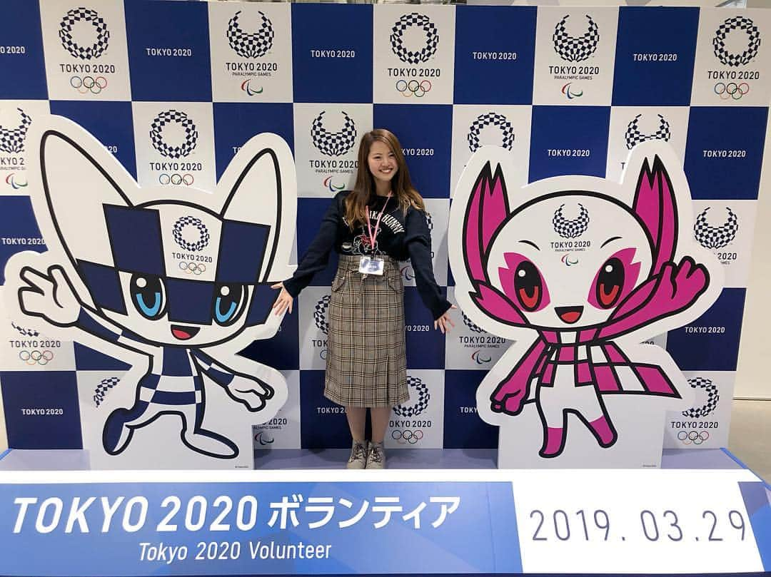 柴垣映里奈のインスタグラム：「東京オリンピックのボランティアに参加します^ ^ 色々な年代、職業の方が来ていてとても楽しそうな、いい経験になりそうな予感です、イタリアのジャーナリストのDAVIDと仲良くなりました♪  #東京オリンピックボランティア #東京オリンピック2020 #東京パラリンピック2020」