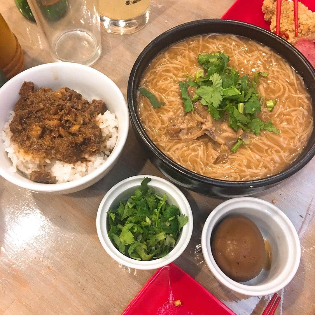 金巻ともこのグルメインスタ