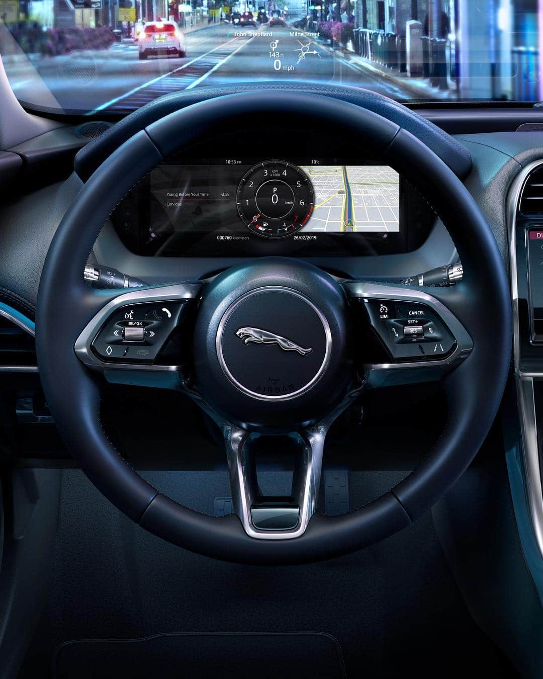 Jaguarさんのインスタグラム写真 - (JaguarInstagram)「Light up the night.  #Jaguar #XE #Luxury #Premium #Sports #Saloon #AWD #SportsCars #InstaCar #CarsofInstagram」3月30日 0時28分 - jaguar