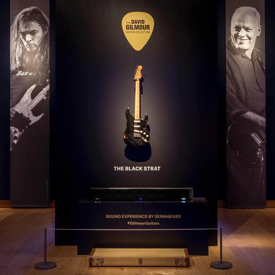 クリスティーズさんのインスタグラム写真 - (クリスティーズInstagram)「EXTRA TICKETS AVAILABLE | We’ve opened more time slots to our booked-out exhibition, The David Gilmour Guitar Collection. Follow the link in our Stories to book your free ticket! #GilmourGuitars⠀ .⠀ The David Gilmour Guitar Collection – 20 June at Christie's New York.⠀ .⠀⠀ @davidgilmour #davidgilmour #pinkfloyd #guitar #guitars #guitarcollection #exhibition #gallery #london #music #musician #rockandroll」3月30日 0時55分 - christiesinc