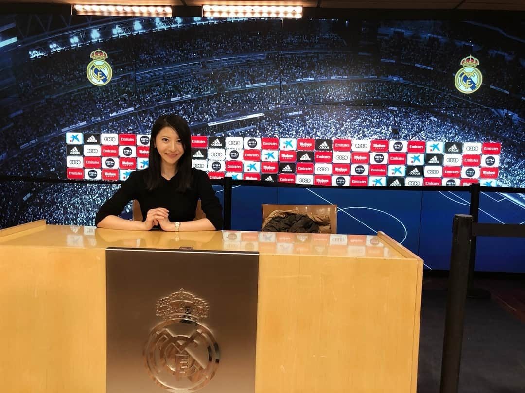 木村好珠さんのインスタグラム写真 - (木村好珠Instagram)「幸せすぎ。。。 #レアルマドリード #haraMadrid #サッカー #RealMadrid #リーガエスパニョーラ #サッカー好きな人と繋がりたい #サッカー少年 #ベルナベウ #ベンチにすわる #記者会見してみる #夢みたい」3月30日 1時14分 - konomikimura