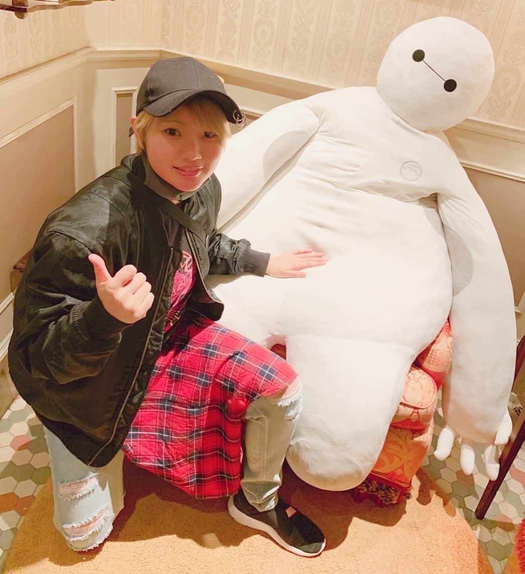 のインスタグラム：「#bighero6 #tokyodisneyland  #TDL #ビッグヒーロー6 #ベイマックス #東京ディズニーランド #ディズニー #marvel #marvelcomics #マーベル #beimax #東京ディズニーリゾート に #marvelarea を！！！！！！！ #captainmarvel #goose #Tshirt #ジェンダーレス #genderless #ジェンダーレス女子」