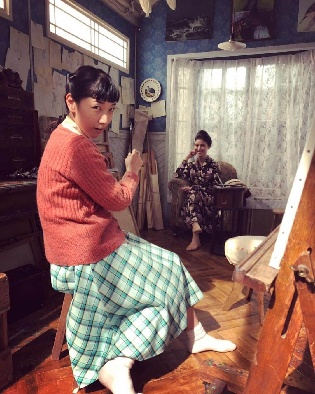 安藤サクラさんのインスタグラム写真 - (安藤サクラInstagram)「まんぷくの思い出🍜 ぎょうさんあるナ。」3月30日 1時46分 - sakuraando