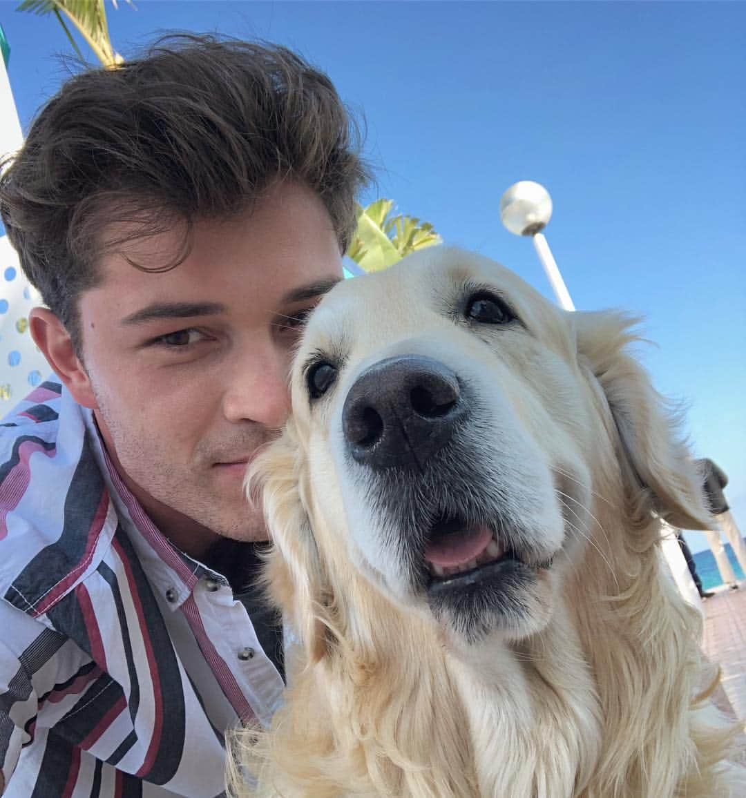 フランシスコ･ラチョースキーさんのインスタグラム写真 - (フランシスコ･ラチョースキーInstagram)「Meet some locals in Ibiza 🐶」3月30日 1時50分 - chico_lachowski