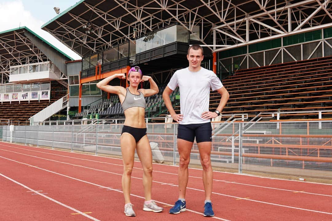 Justyna SAGANIAKさんのインスタグラム写真 - (Justyna SAGANIAKInstagram)「It's time to go home 🏡💕 #team400h #400 #athletes #tracknation #potchefstroom #southafrica」3月30日 2時14分 - saganiak