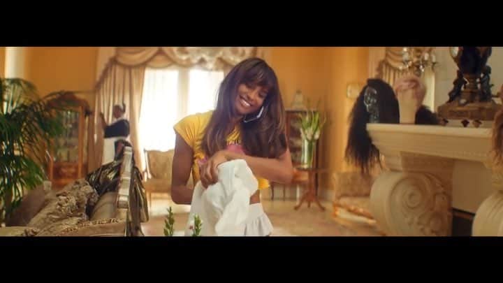 ラッセル・ウィルソンのインスタグラム：「That feel good feelin’ when we went on our first date...😘 #ThinkinBoutYou  Proud of your new song baby @Ciara #ThinkinBoutYou」