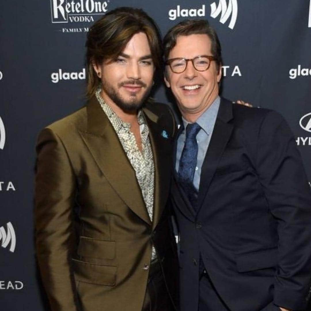 アダム・ランバートさんのインスタグラム写真 - (アダム・ランバートInstagram)「Congrats on your award @seanhayes ! Great chatting w @allisonbjanney @curtisleejamie @glaad #glaadawards」3月30日 2時39分 - adamlambert