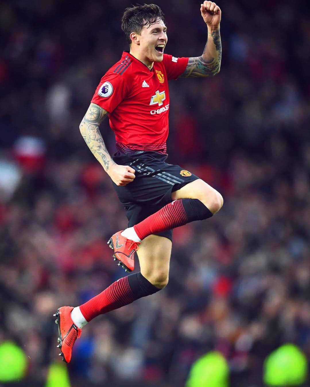 マンチェスター・ユナイテッドさんのインスタグラム写真 - (マンチェスター・ユナイテッドInstagram)「When you realise there's only one more day until #MUFC are back! 🙌 #FridayFeeling」3月30日 3時07分 - manchesterunited