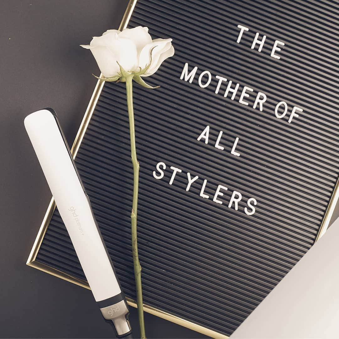 ghd hairさんのインスタグラム写真 - (ghd hairInstagram)「Treat mum to the best 💕🌷 use code GHDMUM at the checkout to receive a little something extra for Mother's Day!  #ghdhair #goodhairday #mothersday  #mothersdaygift」3月30日 4時00分 - ghdhair