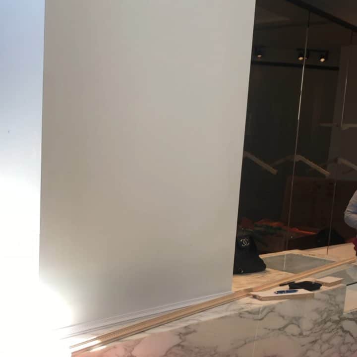 ネネ・リークスのインスタグラム：「Swagg Boutique inside the MGM National Harbor Casino is coming along beautifully! Can’t wait to open these doors. Look out for the grand opening date soon because you are invited @mgmnationalharbor #hbic #DMV」