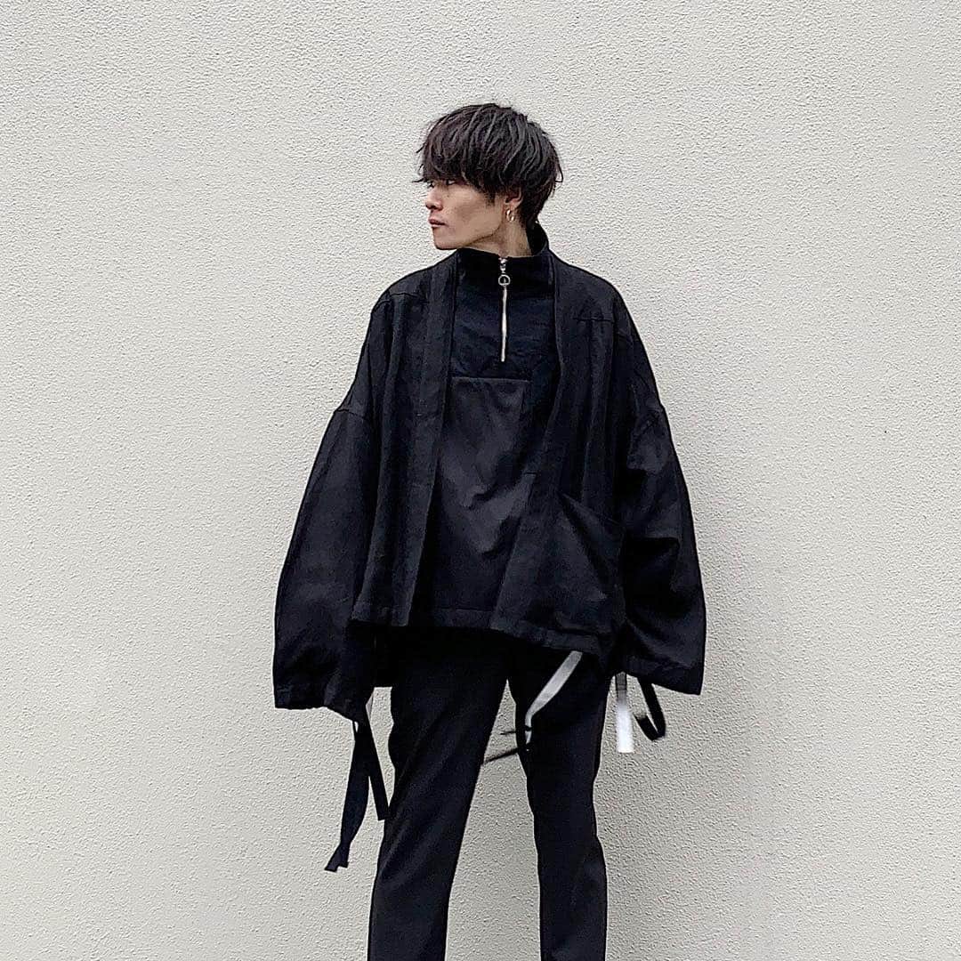 Ryoさんのインスタグラム写真 - (RyoInstagram)「ㅤㅤㅤㅤㅤㅤㅤㅤㅤㅤㅤㅤㅤ 久しぶりにANEIでオールブラック なかなか暖かくならないから この羽織りが着れない😂 ㅤㅤㅤㅤㅤㅤㅤㅤㅤㅤㅤㅤㅤ #anei」3月30日 15時32分 - ryo__takashima