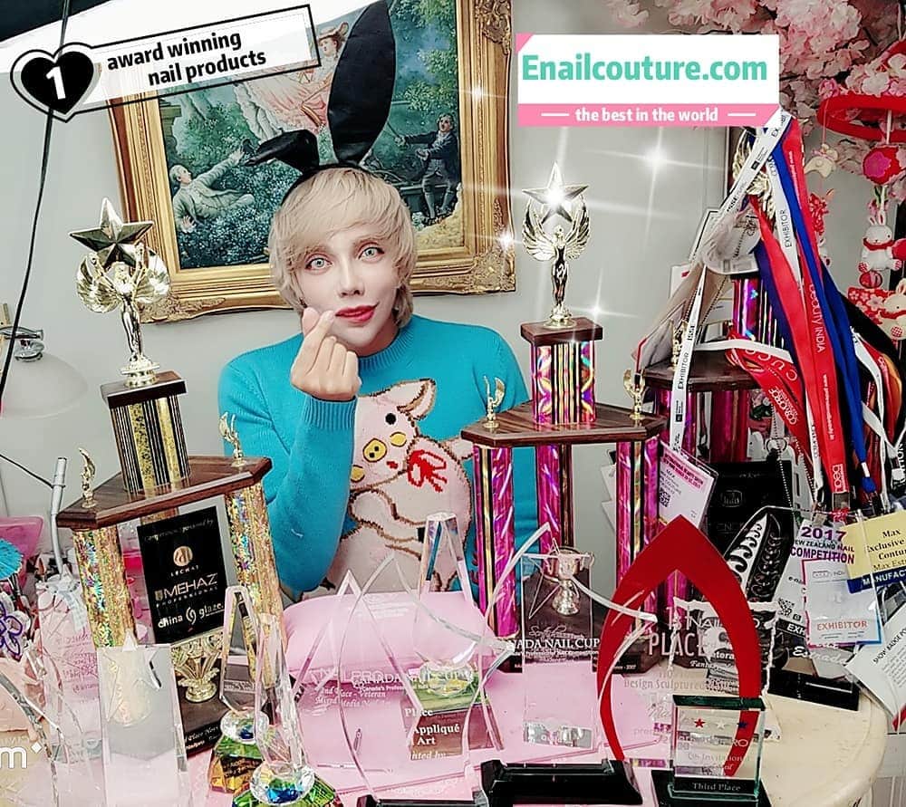 Max Estradaさんのインスタグラム写真 - (Max EstradaInstagram)「Enailcouture.com the best nail products in the world! Made in America 😍 sorry we could not make it to Chicago  ehow this weekend but use promo code Chicago10 for a discount on your entire purchase, valid in USA only Enailcouture.com new fairy flakes ! Opal chrome flakes now on sale! Made in America, vegan and cruelty free😍 https://Enailcouture.com new products launch ! The new logo arm rest and table cover, pink tweezer, gold Russian c curve clips ! All on https://enailcouture.com order now !!! #ネイル #nailpolish #nailswag #nailaddict #nailfashion #nailartheaven #nails2inspire #nailsofinstagram #instanails #naillife #nailporn #gelnails #gelpolish #stilettonails #nailaddict #nail ##nailtech#nailsonfleek #nailartwow #네일아트 #nails #nailart #makeup #젤네일 #glamnails #nailcolor #nailsalon #nailsdid #nailsoftheday https://Enailcouture.com happy gel is like acrylic and gel had a baby ! Perfect no mess application, candy smell and no airborne dust ! https://Enailcouture.com」3月30日 15時27分 - kingofnail