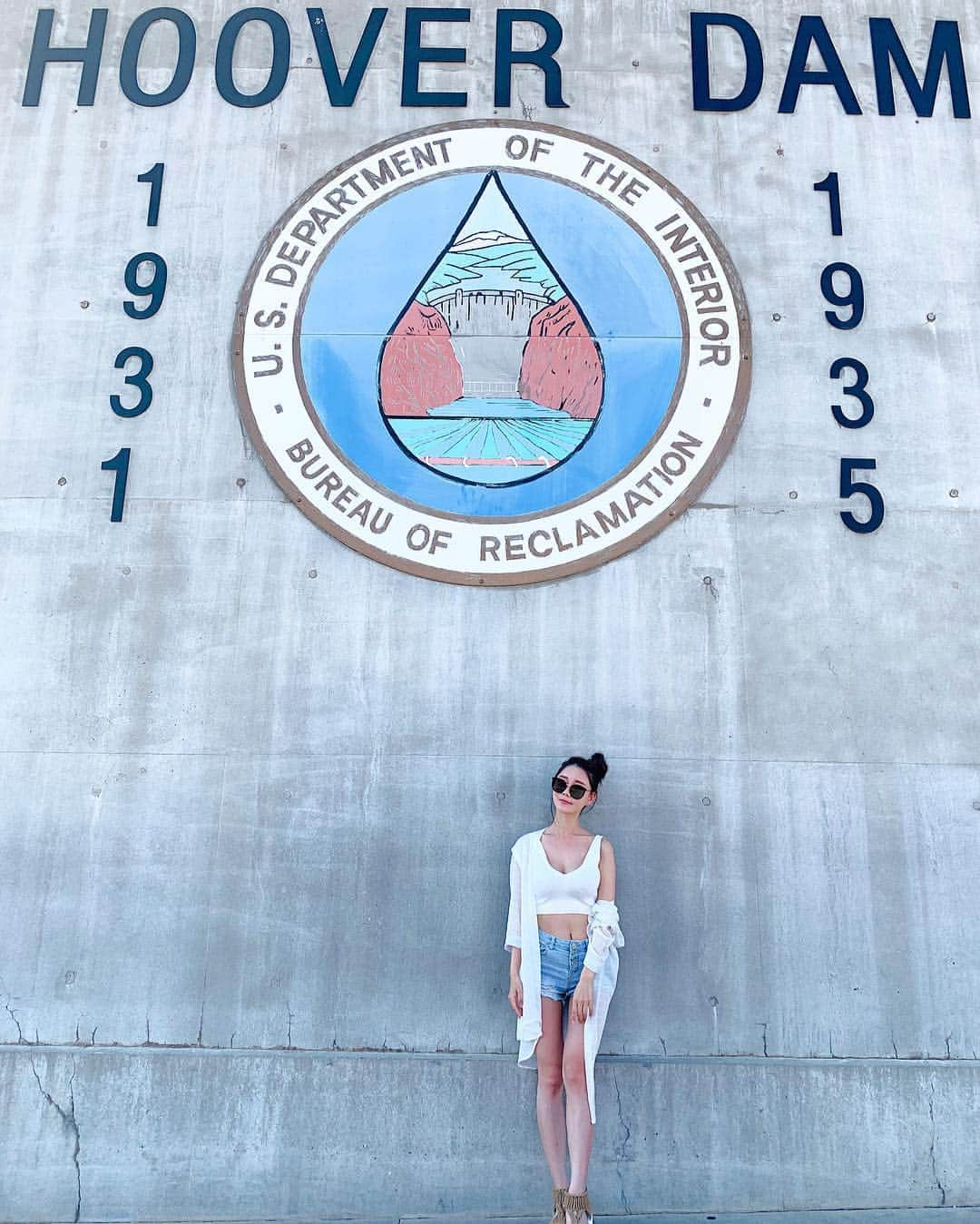 チェ・スルギさんのインスタグラム写真 - (チェ・スルギInstagram)「. Las vegas🇺🇸 . . Welcome to las vegas✨ Hoover dam . .  드디어 라스베가스 !!! 달리고싶은데 ...🎆🎇🌠🎉 이제 본격적으로  즐겨볼까 ? 헤헿」3月30日 16時13分 - angel9028