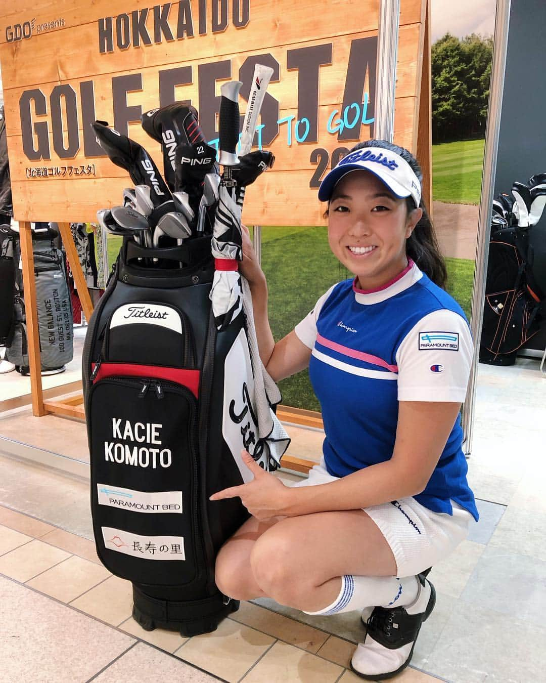 ケーシー・コモトのインスタグラム：「Tournament season is here! So excited to have some awesome partners this year and I can’t thank them enough for their support!  Even though the first tournament wasn’t my best golf, I still have a busy tournament season ahead of me and I’m excited to see what I can do! Currently in Hokkaido for the first time at the Hokkaido Golf Festa before getting back to warmer weather for some🏌🏻‍♀️! • • • • #ゴルフ #プロゴルファー #jlpga #ステップアップツアー  #paramountbed #長寿の里 #titliest #チャンピオンゴルフ」