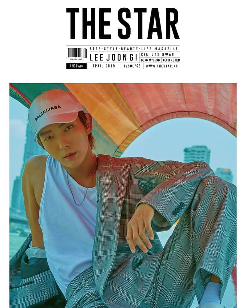 Just a girlさんのインスタグラム写真 - (Just a girlInstagram)「Lee Joon Gi 💜 @actor_jg For THE STAR Magazine April Issue . . . . #이준기 #LeeJoonGi #koreanactor#koreanmodel #koreanboy#맞팔 #셀스타그램 #셀카 #얼스타그램 #데일리 #선팔 #인스타그램  #follow #l4l #f4f  #like4like #ootd  #Bts #exo#Txt #おしゃれ #オシャレ #いいね返し #フォロー #韓国人 #韓国 #セルカ #自撮り #ファッション #フォロー」3月30日 9時52分 - cecithegirl