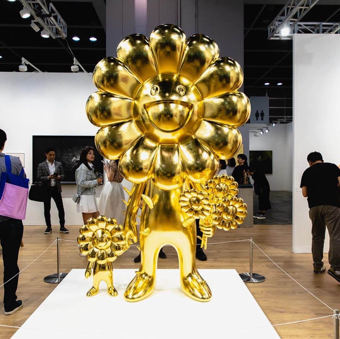 HYPEBEASTさんのインスタグラム写真 - (HYPEBEASTInstagram)「@hypebeastart: A look at some of our favorite art pieces on display for @artbasel Hong Kong 2019. Head to the link in our bio for a closer look around the fair, and words from @mizumaartgalleryjp and @kaikaikikigallery. Photos: HYPEBEAST」3月30日 10時48分 - hypebeast
