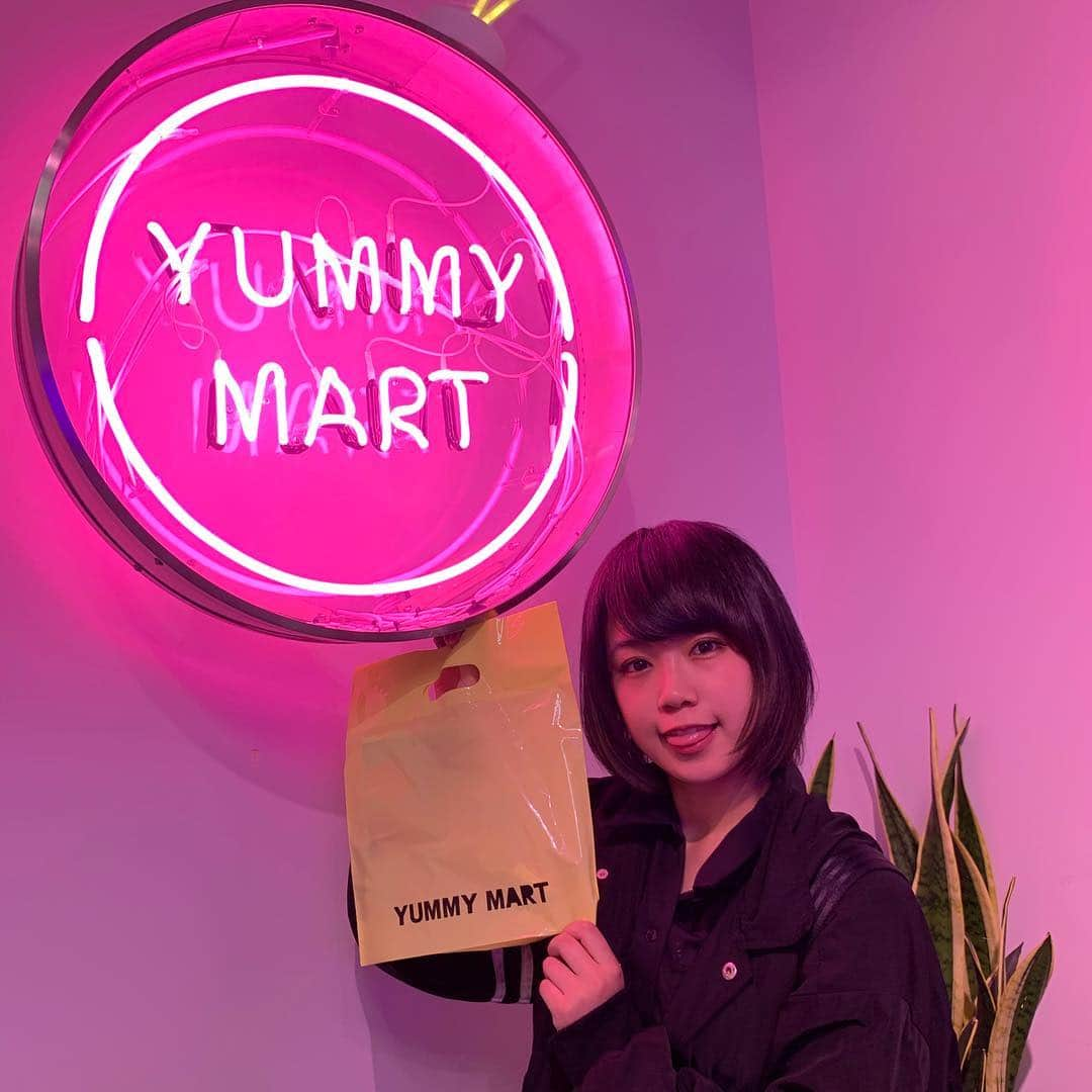 谷藤海咲さんのインスタグラム写真 - (谷藤海咲Instagram)「#YUMMYMART さんのレセプションパーティに行ってきました💓✨ ゲームセンターみたいなしようになってて、UFOキャッチャーとかプリクラとかあってすごい楽しめた🤭  ののかが、うる星やつらを知らないことに衝撃をうけた一日でした ジェネレーションギャップ、、、」3月30日 11時05分 - tanifuji_misaki