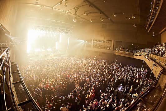 ワーナーミュージック・ジャパンさんのインスタグラム写真 - (ワーナーミュージック・ジャパンInstagram)「#ちゃんみな ・ “バーレスク”をコンセプトにした自身初の東阪Zeppワンマンツアーを完走‼️ ・ ライブレポートはワーナーミュージック・ジャパンのFacebookにて公開中🎶」3月30日 11時13分 - warnermusic_jp