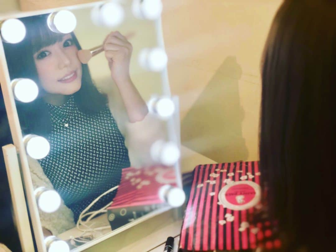 浜崎真緒さんのインスタグラム写真 - (浜崎真緒Instagram)「👀👀👀💓 #浜崎真緒  #maohamasaki  #japanesegirl #makeup」3月30日 11時27分 - maohamasaki_official