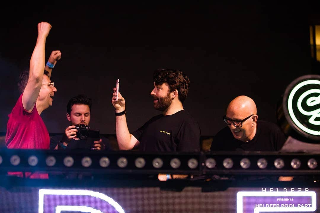 Spinnin' Recordsさんのインスタグラム写真 - (Spinnin' RecordsInstagram)「Caption this... 😂@officialhilo @chocolatepuma @heldeeprecords Pool Party #spinninhotel #miami」3月30日 12時25分 - spinninrecords