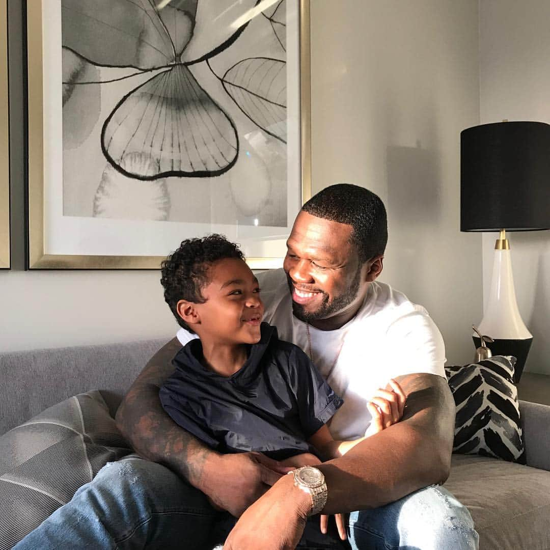 50セントさんのインスタグラム写真 - (50セントInstagram)「This guy is part two, his personality he’s already better than me. I just got a few things to teach him. #lecheminduroi #bransoncognac」3月30日 12時36分 - 50cent