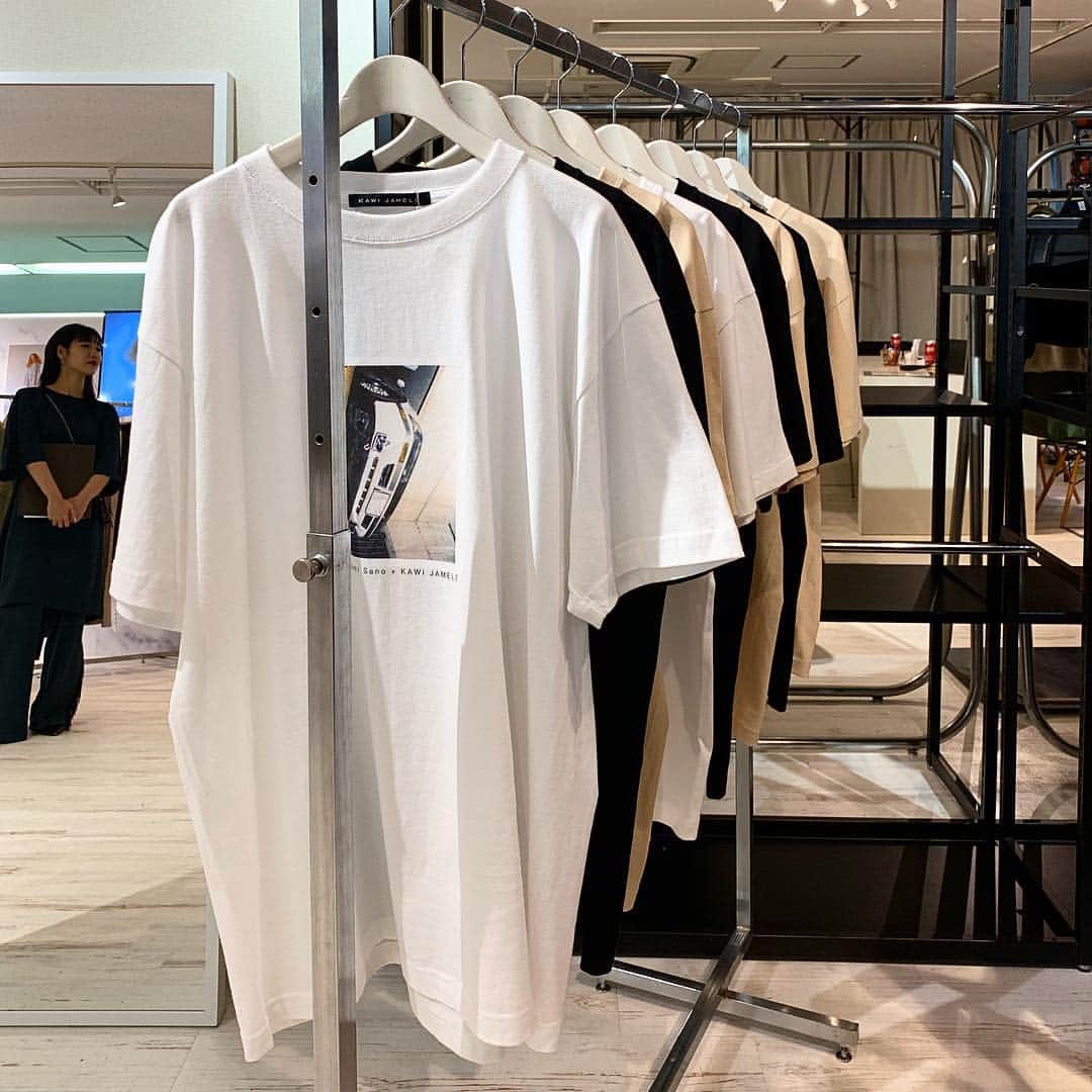 古川美有さんのインスタグラム写真 - (古川美有Instagram)「KAWI JAMELE ss collection @kawijamele.official  ストリート感も残しつつ大人っぽく進化！とのことで、お誘いいただき展示会へ。 2枚目のチュニックワンピの緑色をオーダーしました。 届くの楽しみ♡ #kawijamele #ss #collection #exhibition #fashionblogger  #展示会 #春夏物」3月30日 13時03分 - miyukogawa